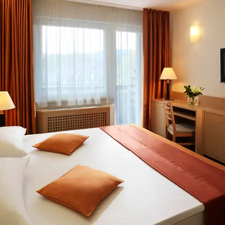 Garni Savica - Sava & Hotel