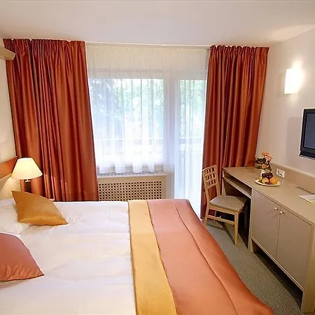Garni Savica - Sava & Hotel